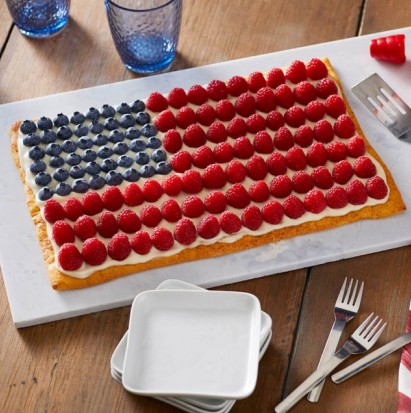 Reddi-wip® Red White and Blue Dessert Fruit Pizza