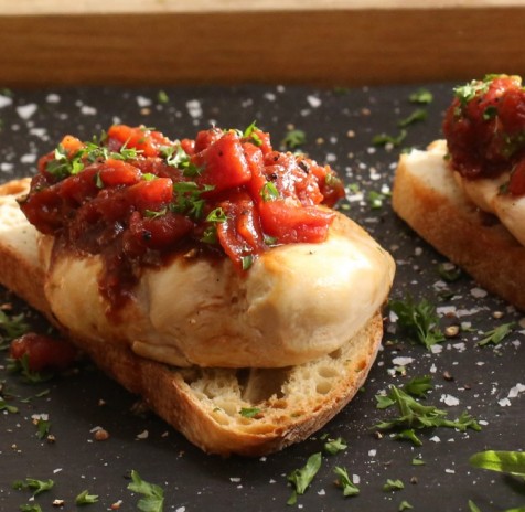 Hunt's® Bruschetta Chicken Grill